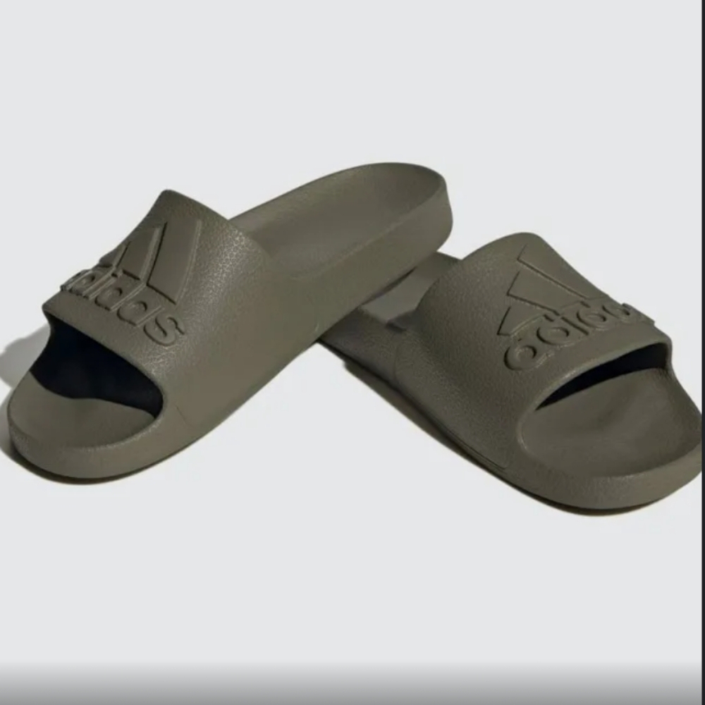 NEW Adidas unisex adilette 10 olive green waterproof light weight slides